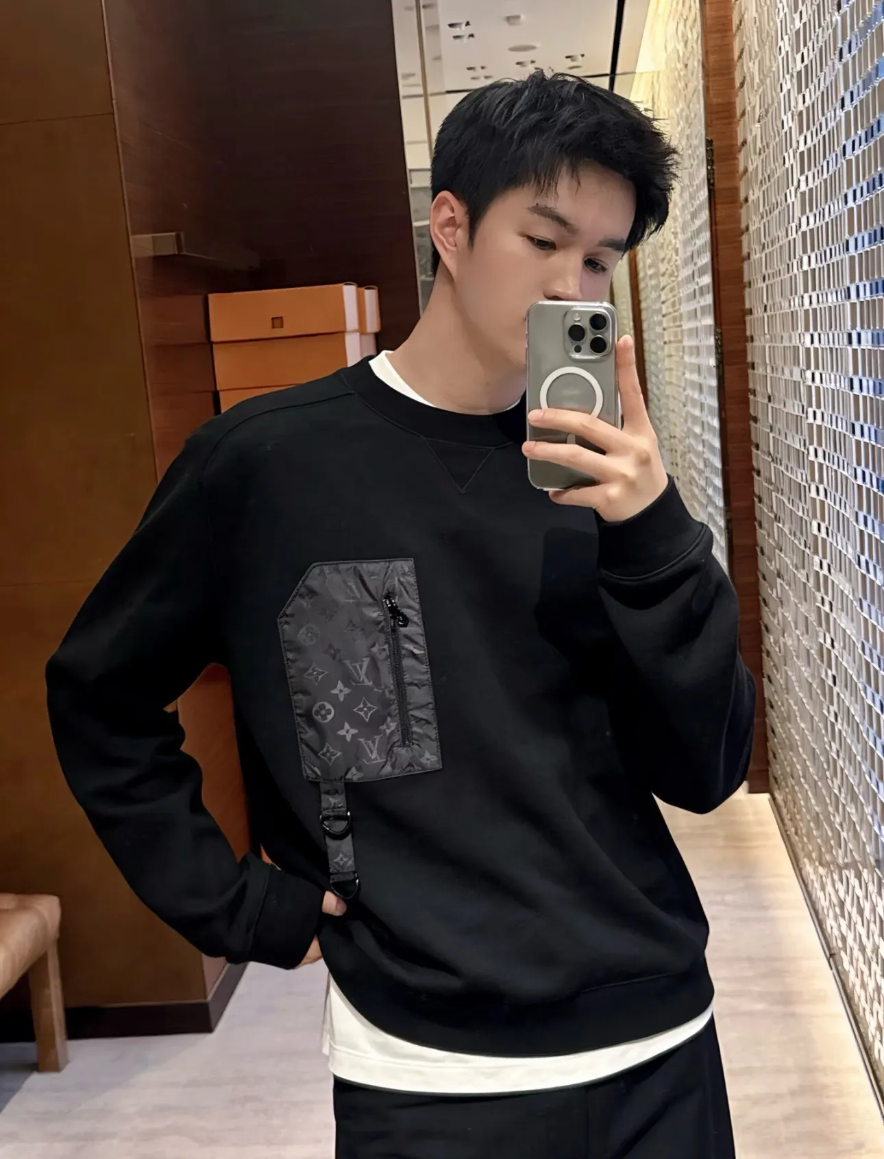 Louis Vuitton/